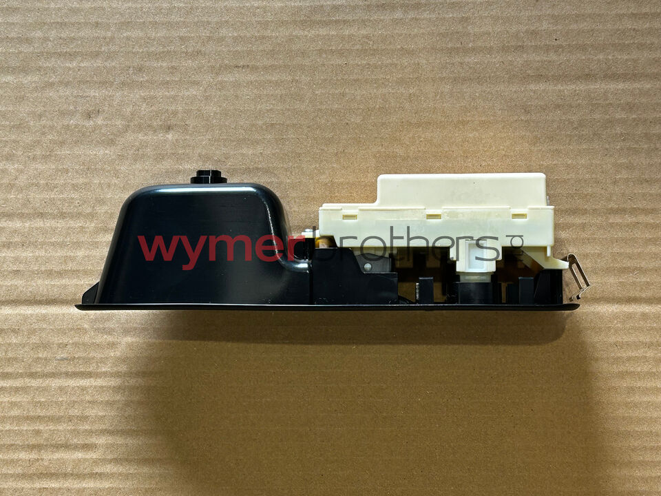 Window Switch RH Master C/E/F95+