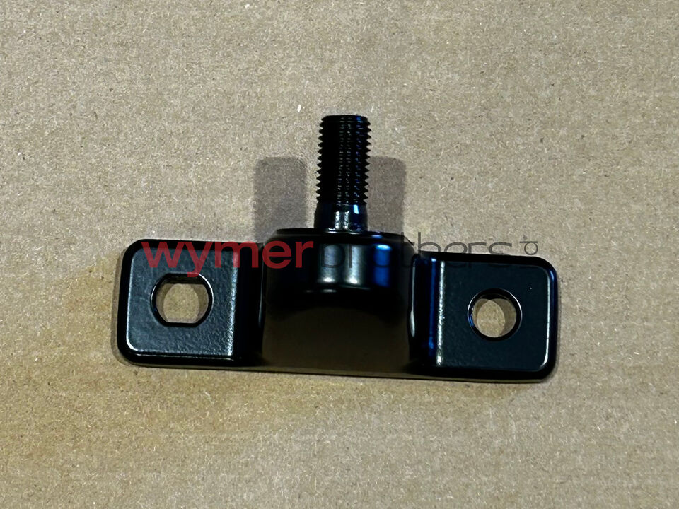 BRACKET MIRROR O/S TOP L=R