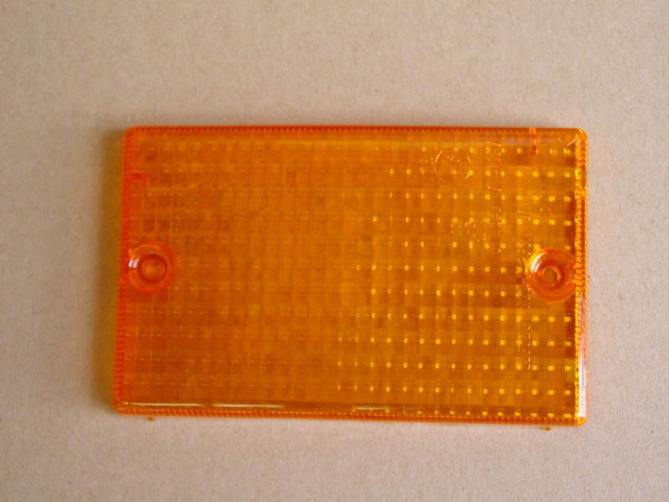 LENS AMBER REAR RH N/F