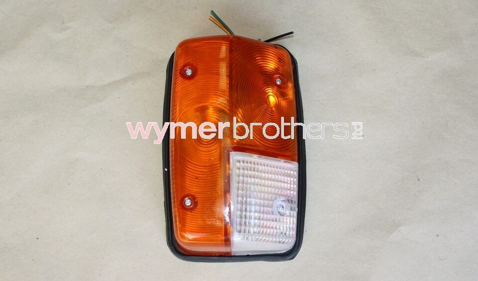 INDICATOR LAMP FRT RH, BUS, S&V